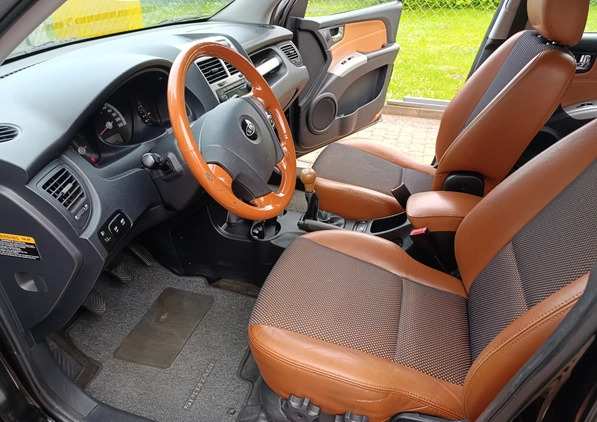 Kia Sportage cena 21400 przebieg: 198000, rok produkcji 2005 z Władysławowo małe 211